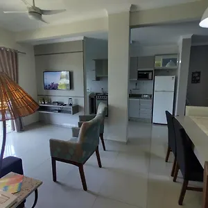 Centro, 02 Dorm, ótima Localização Apartamento Bombinhas